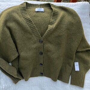 Old Navy Women's Olive Green wool blend Sweater NWT